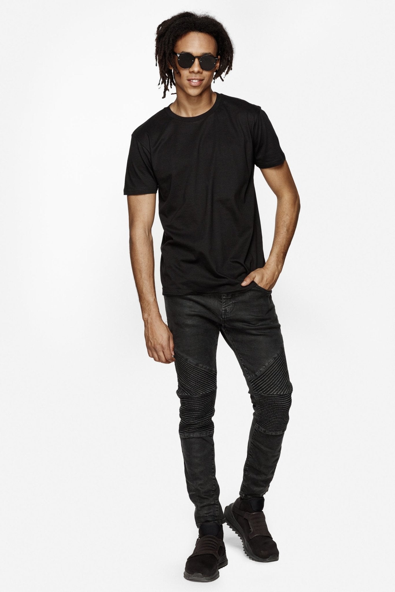 TRICOU ESSENTIAL BLACK - MARSAY