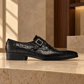 Pantofi din piele naturală Croco Trieste, de culoare neagră.