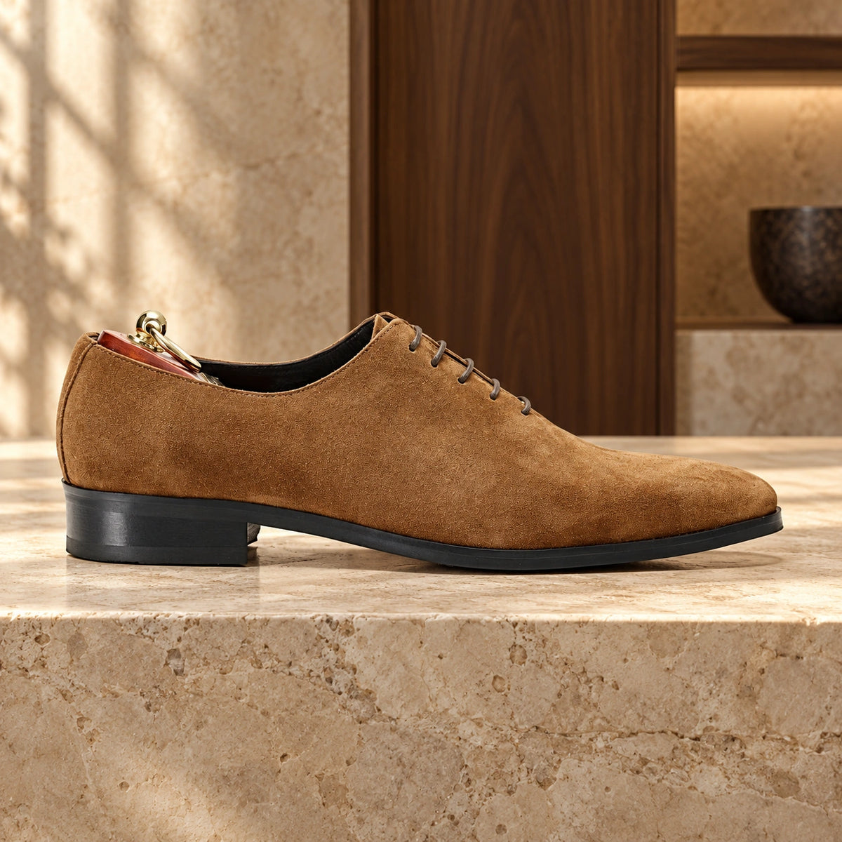 Pantofi casual din piele năbuc Siena, de culoare maro.