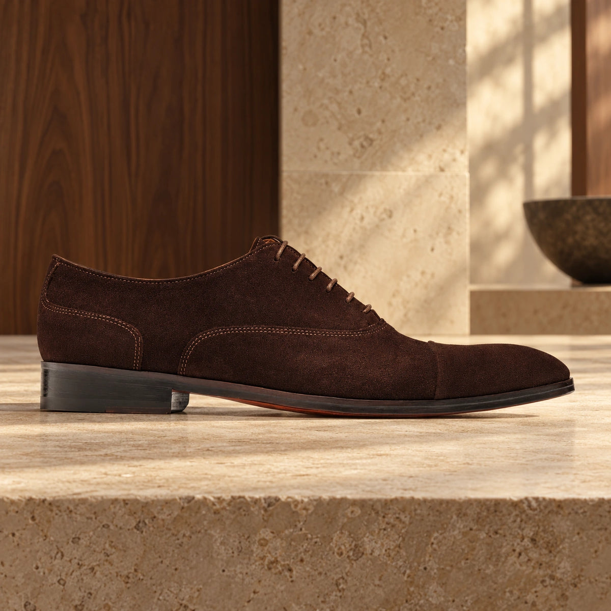 Pantofi oxford de piele întoarsă Scandicci, de culoare maro.